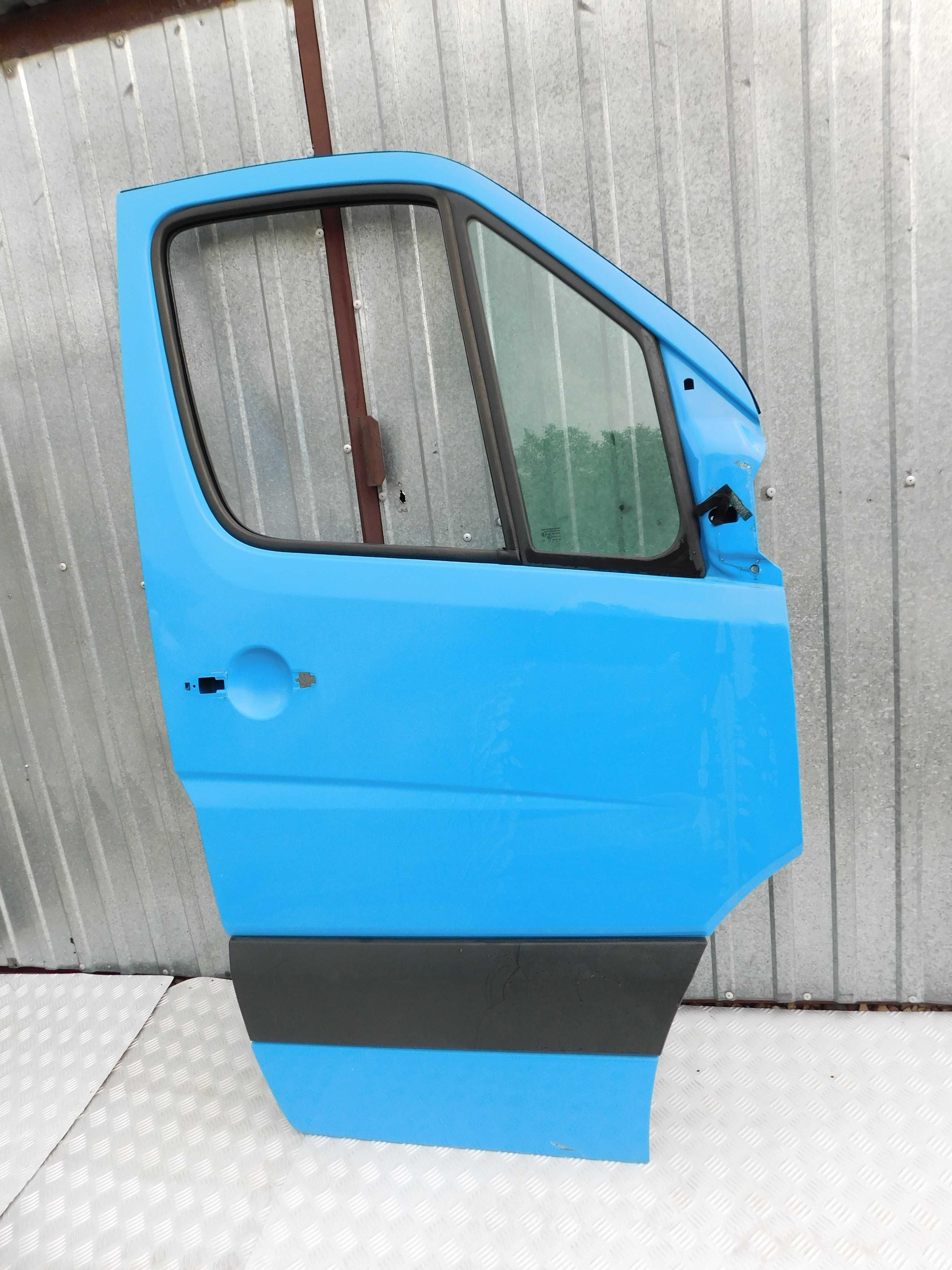 Mercedes Sprinter 906 VW Crafter drzwi prawe pasażera przód BEZ RDZY