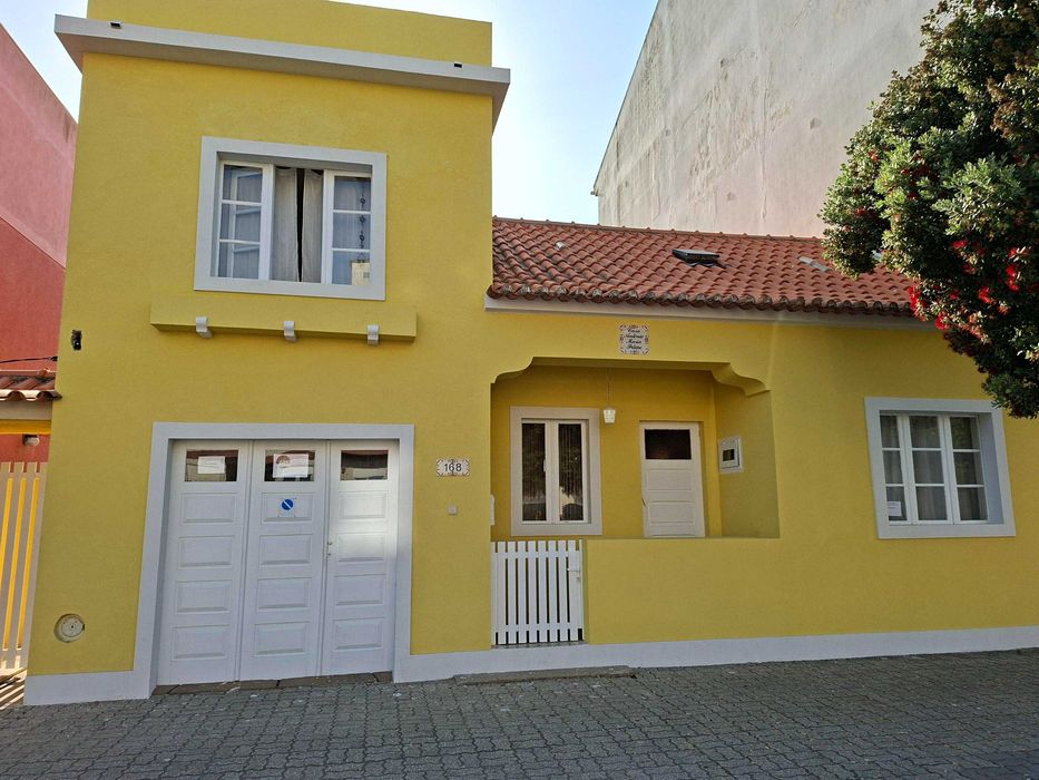 alugo quarto praia da barra