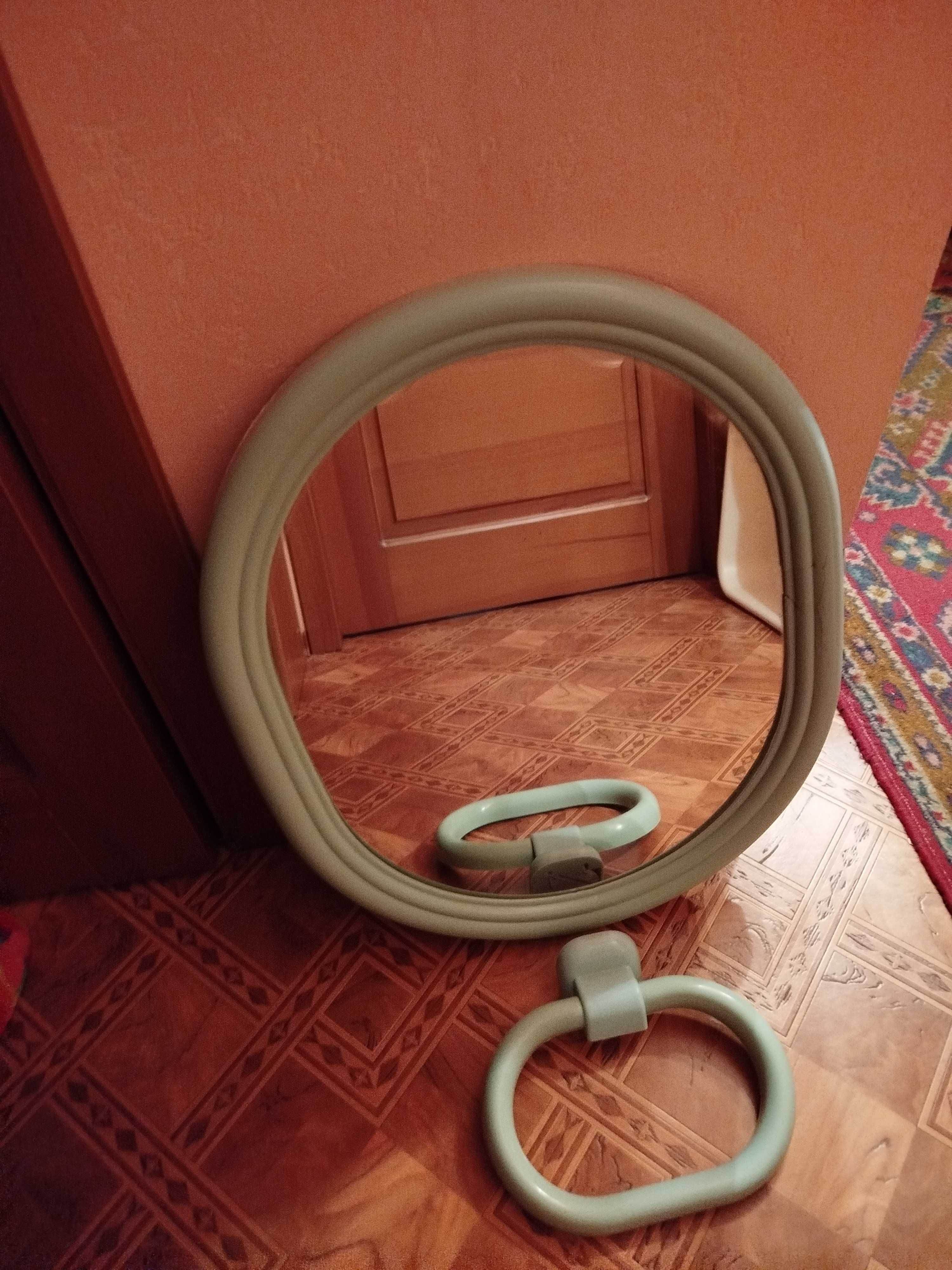 Зеркало овальное,трельяж, тонированное полотно