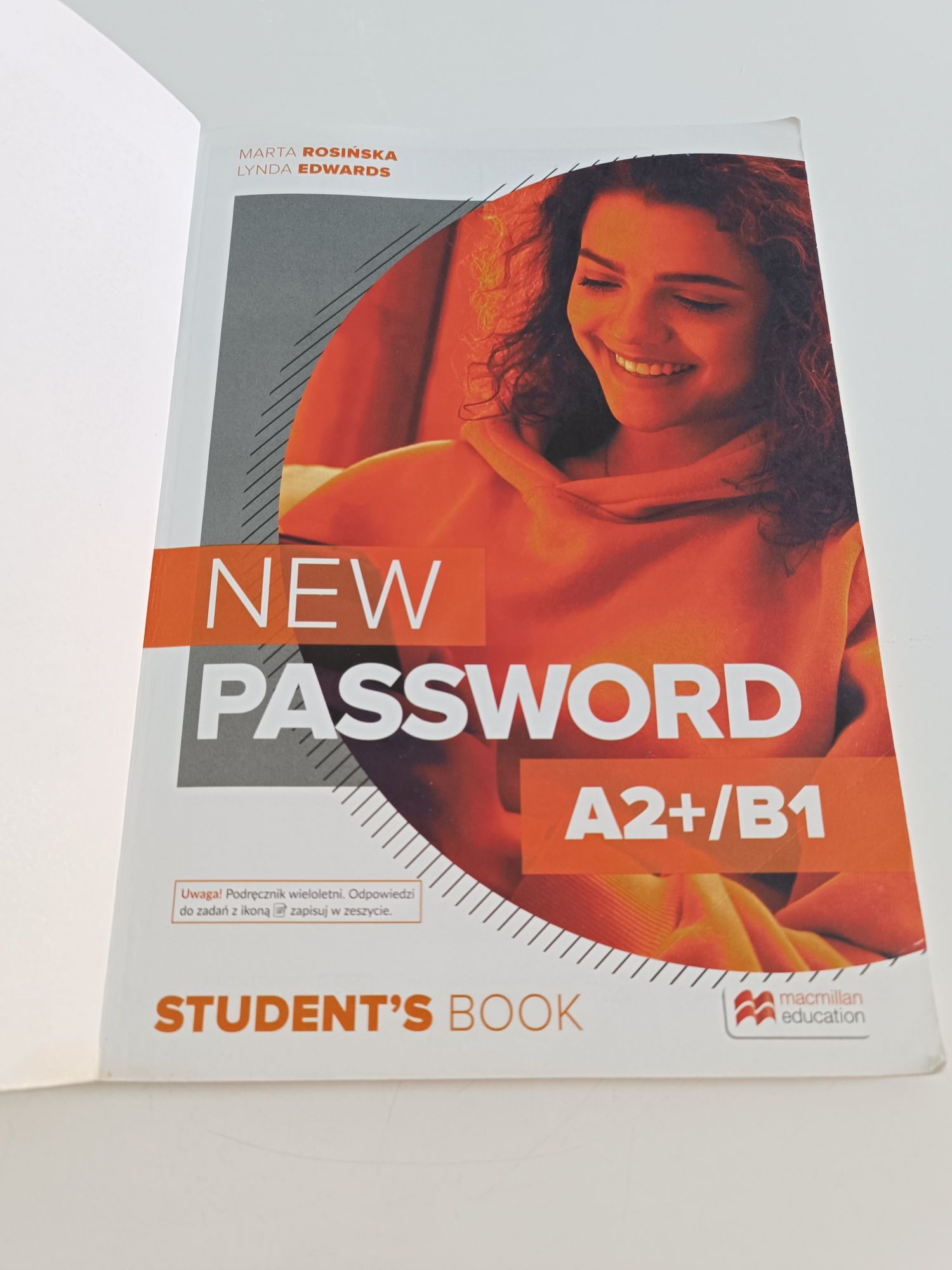 New Password A2+/ B1 Podręcznik