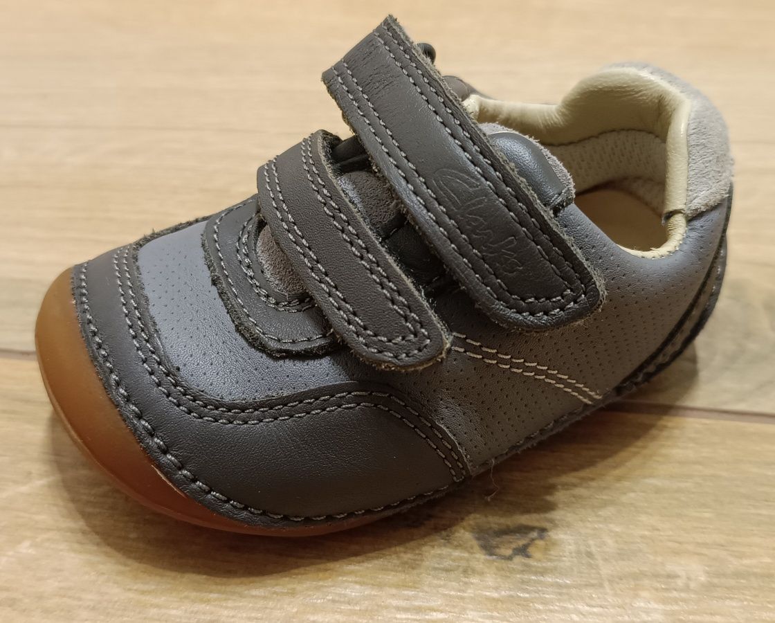 Clarks 18,5 buciki wiosenne skóra pierwsze butyi dla niemowlaka 18 1/2