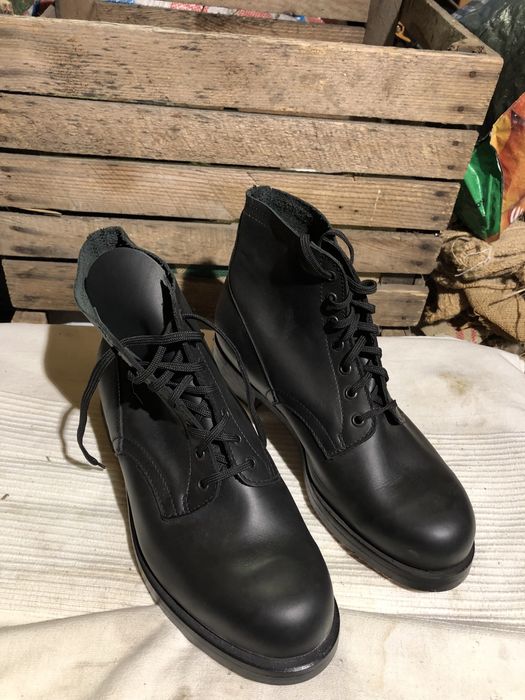 Trzewiki 925/MON r.44