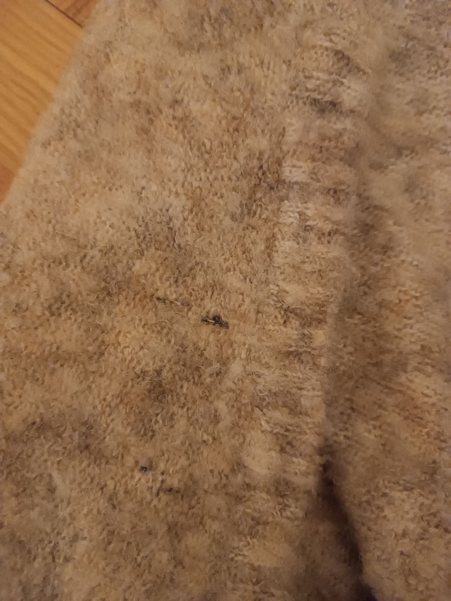 Sweter beżowy, oversize, wełniany,ciepły, na jesień, na zimę,miły, S/M
