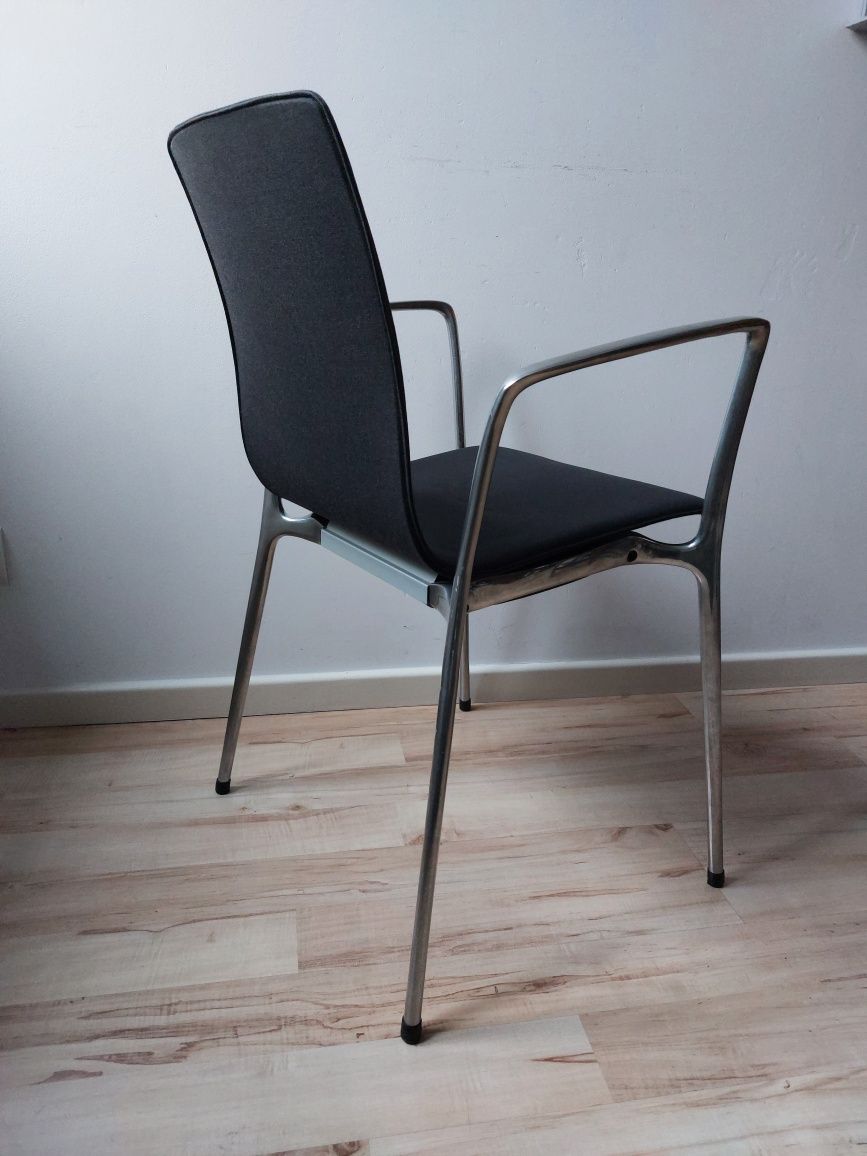 krzesło marki Kusch Co super design tapicerowane metalowe