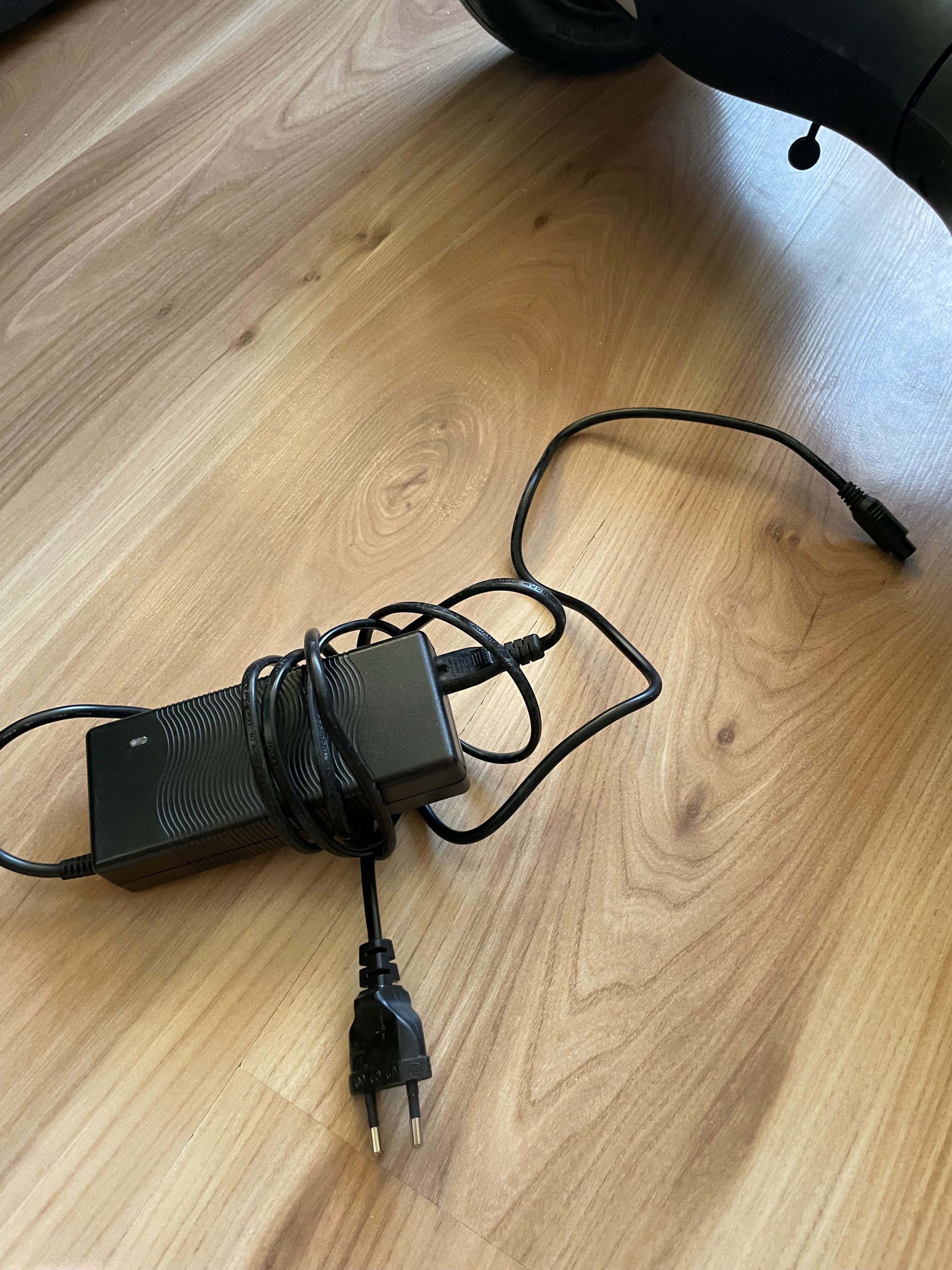 Sprzedam elektryczną deskorolkę