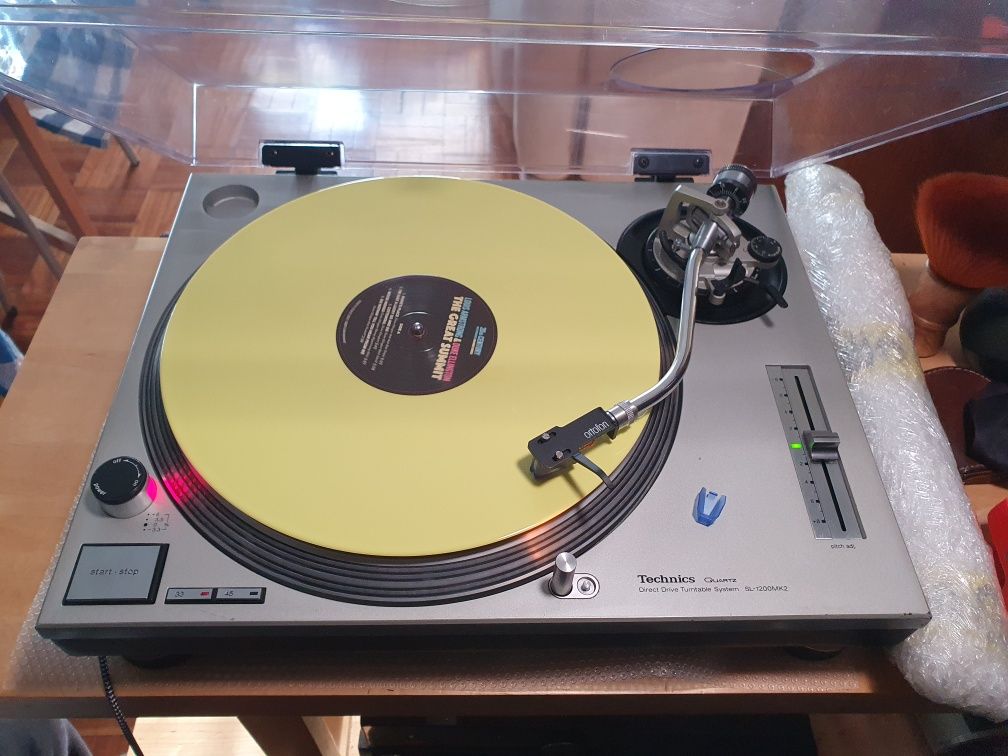 Technics SL 1210 MK2 - Giradiscos lendário