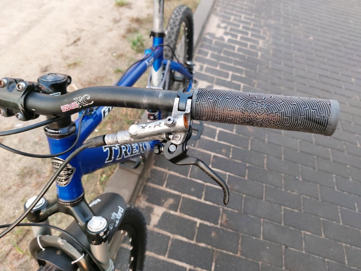 Trek fuel full 26 cali rock shox fox xtr