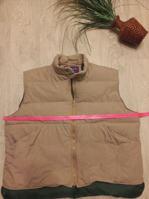 Пуховая жилетка безрукавка  ,, Gant,, р.L-XL