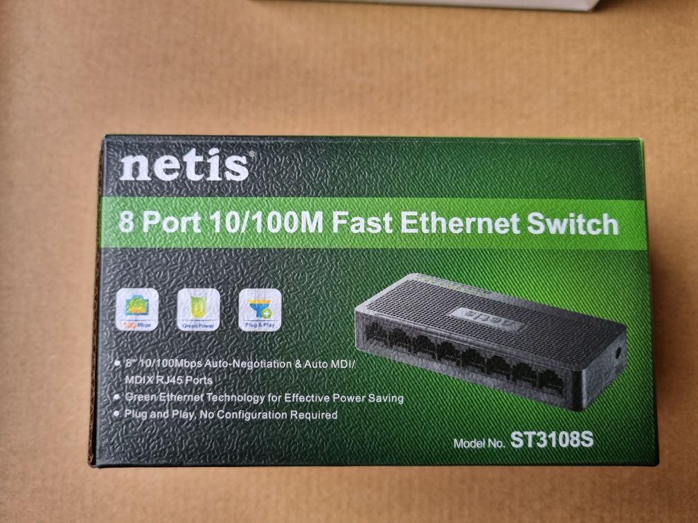 Switch komputerowy Netis ST3108s