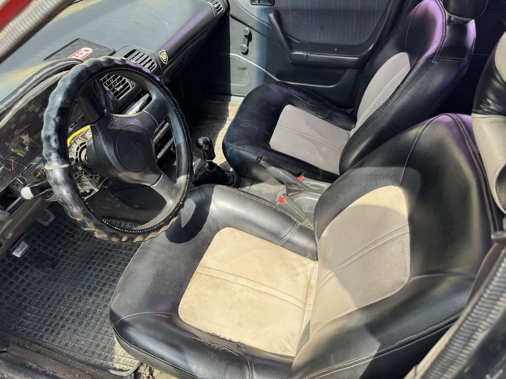 По запчастям разбор mazda 323F слепая