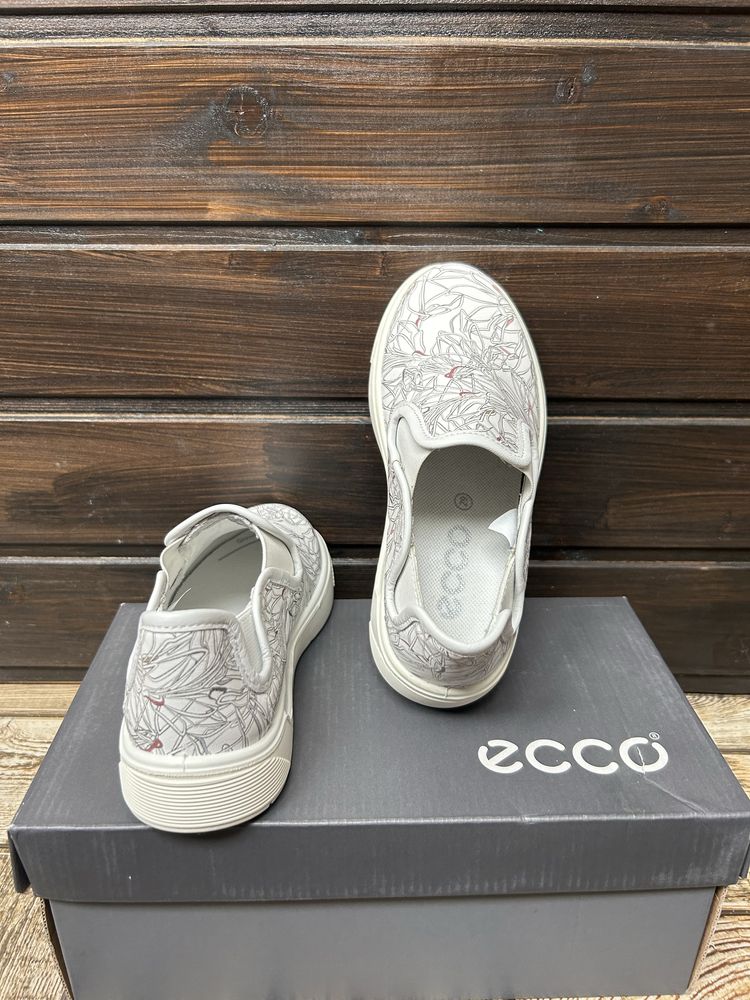 Ecco шкіряні сліпони , мокасини, кеди 29