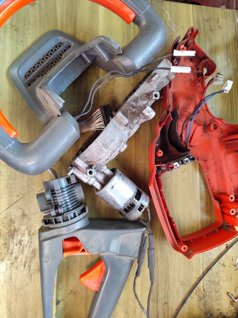 Nożyce aku sekator Husqvarna Lihd  520 536 itp części silnik listwa