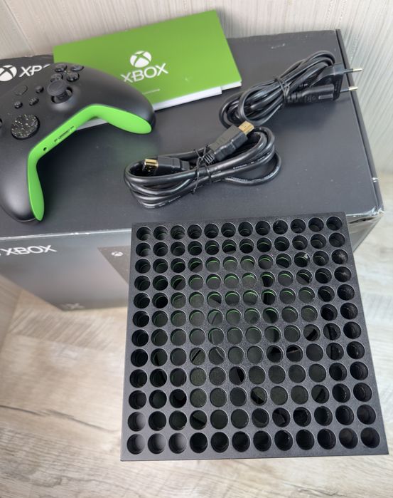 Продам Xbox Series X 2TB Galaxy Black