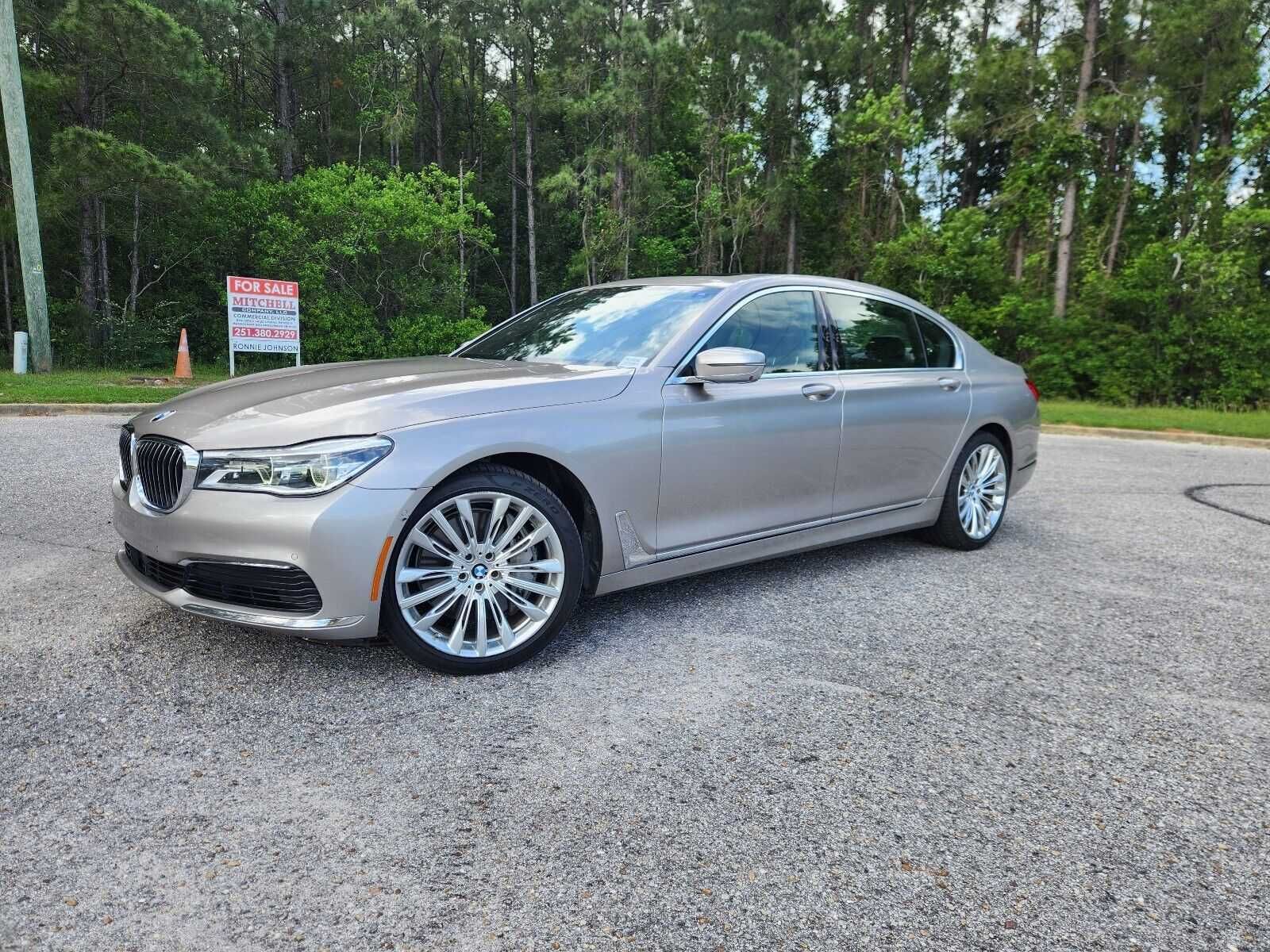 2019 BMW 7-Series 750i