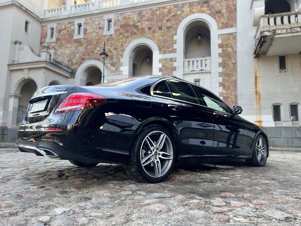 Mercedes E klasa AMG 220d 4matic w bardzo bogatej wersji