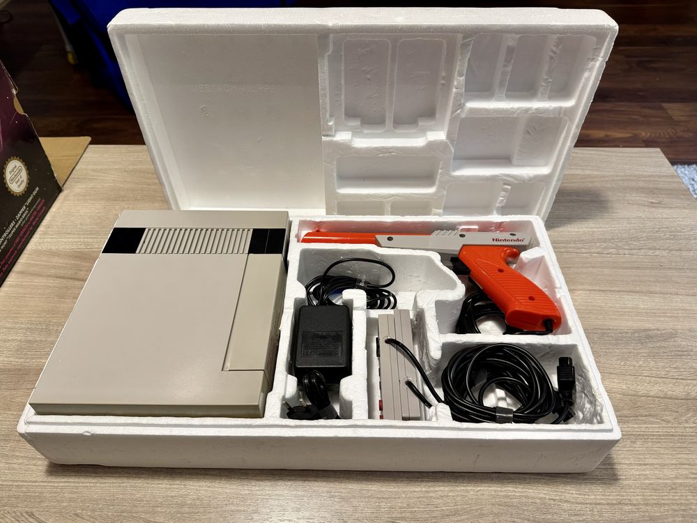 Nintendo Entertaiment System Action Set NES 1985