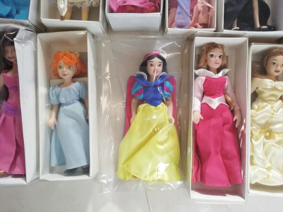 Bonecas porcelana Disney