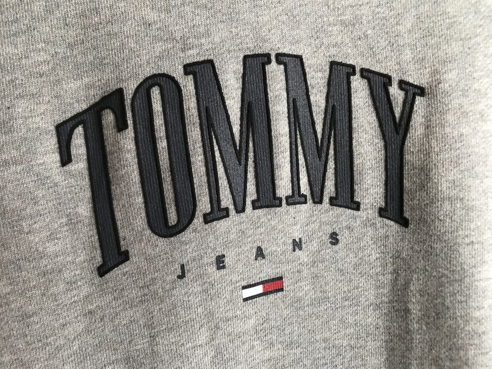 Sweatshirt Tommy Jeans camisola mulher hoodie capuz