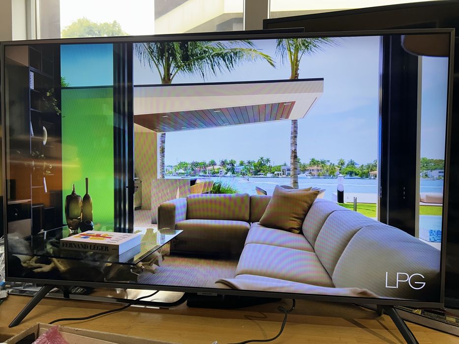 Телевізор 43” 4K Samsung UE43TU7100UXUA, Smart TV.