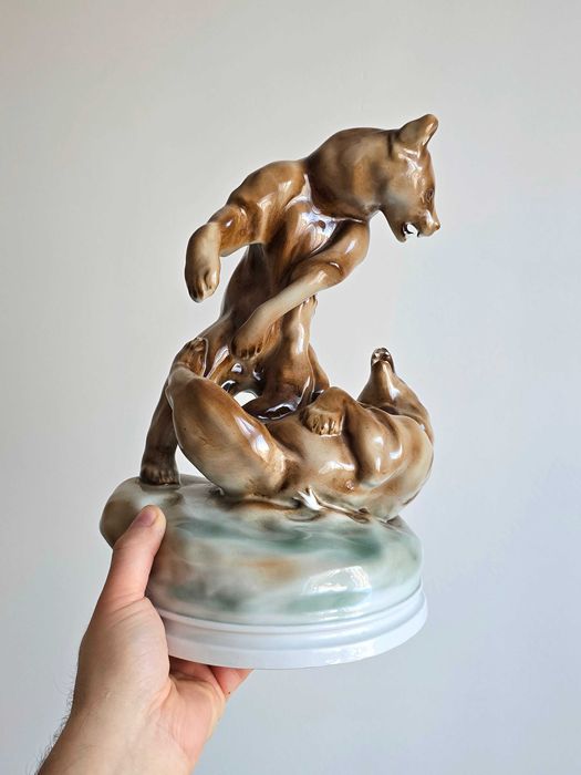 Niedźwiedzie porcelana Zsolnay Węgry