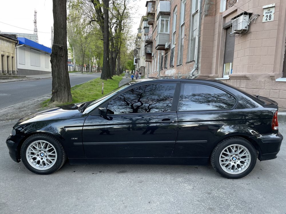 Продам BMW 316 compact 1.8 бензин 2001г.