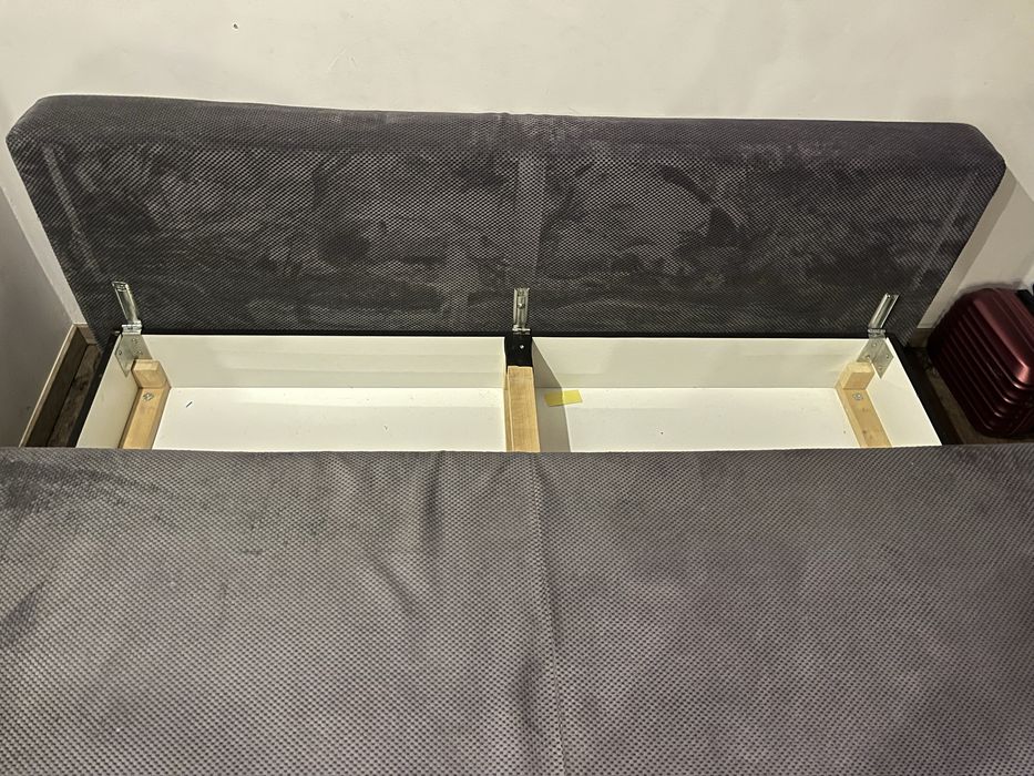 Kanapa rozkładana szara