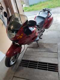 Sprzedam motocykl honda NT 650V 2001