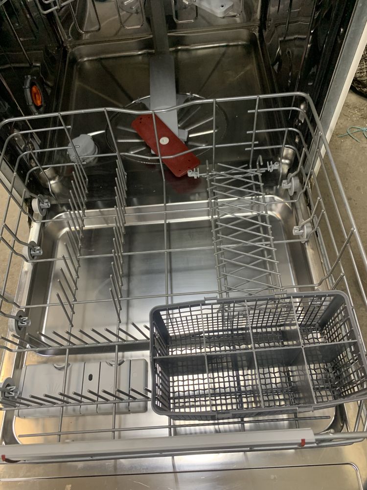 Посудомийна машина AEG 60 см. вбудована