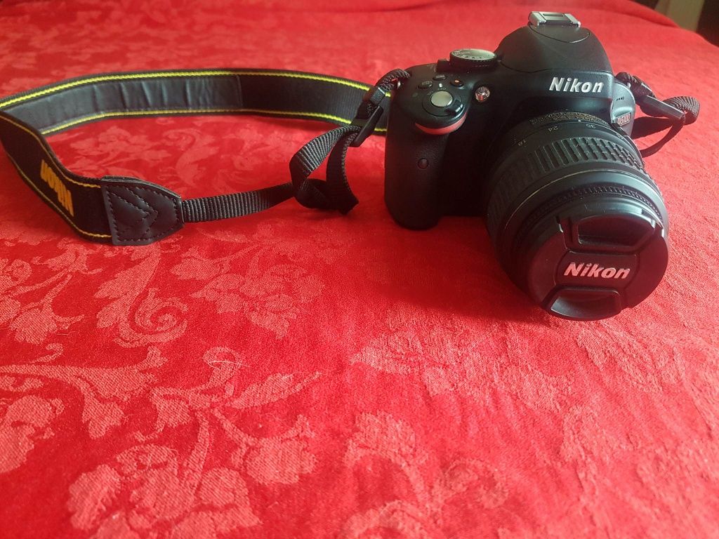 Máquina Fotográfica Nikon D5100