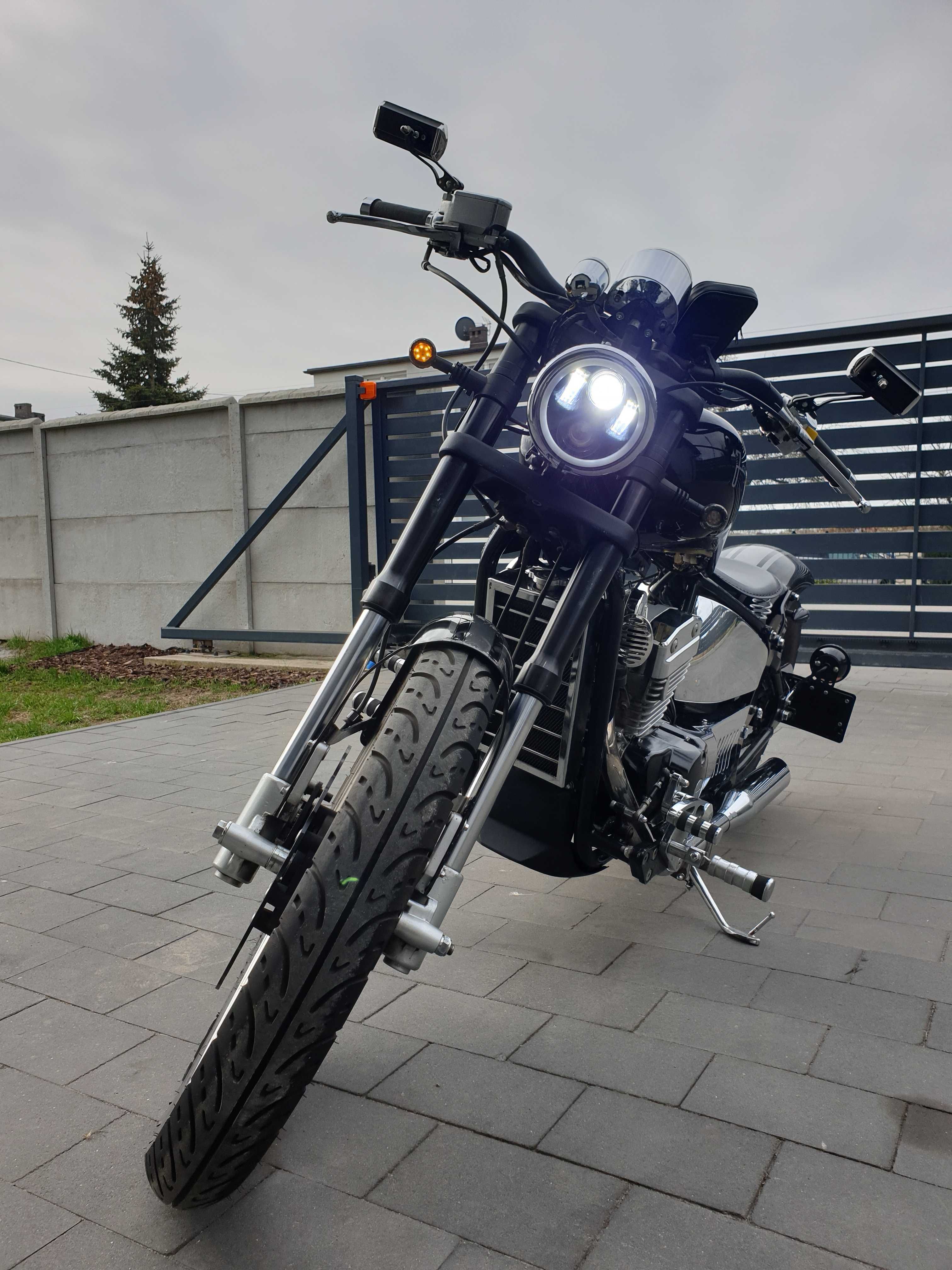 Junak M16 320 - Daytona 350 - BOBBER - światła LED