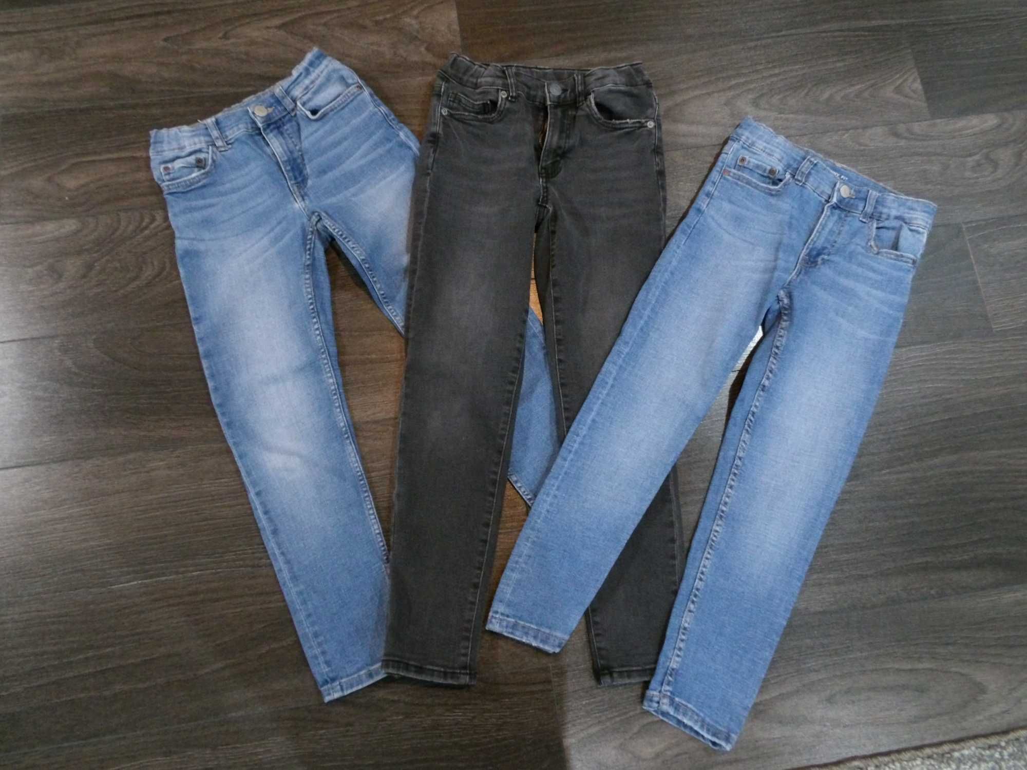 Paka/Zestaw ubrań9, H&M, Reserved, r. 134 Bluzy, spodnie