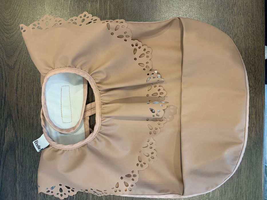 Śliniak Elodie Details pudrowy róż koronka