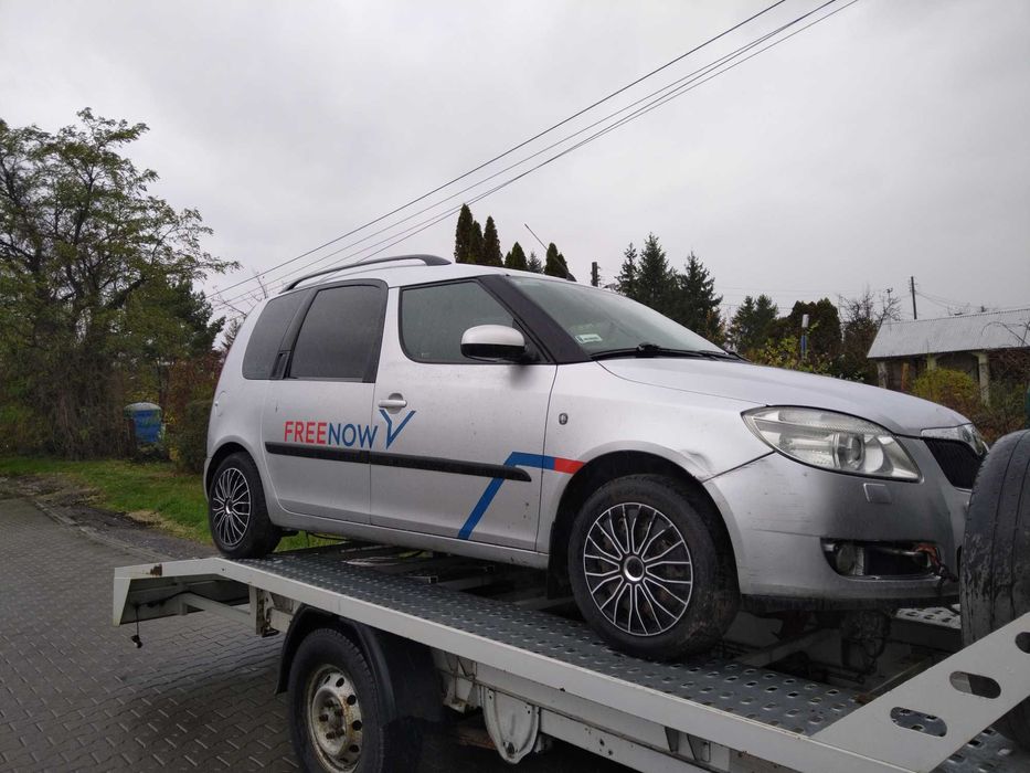 Skoda Roomster w całosci na czesci