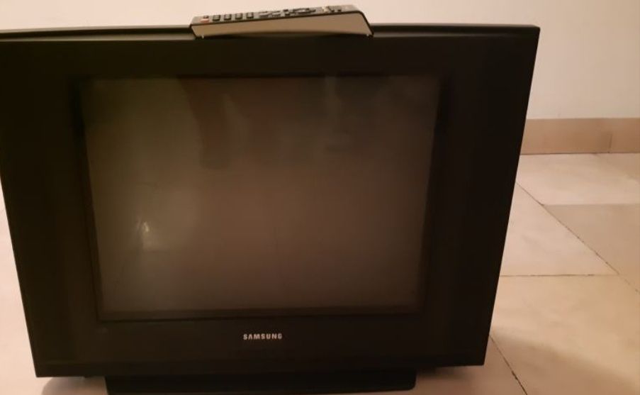 Tv Samsung 21 cali