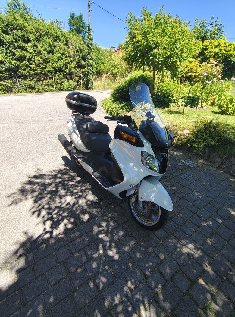 Suzuki Burgman 650