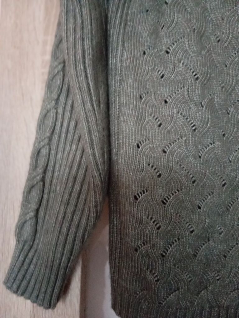 Sprzedam sweter damski