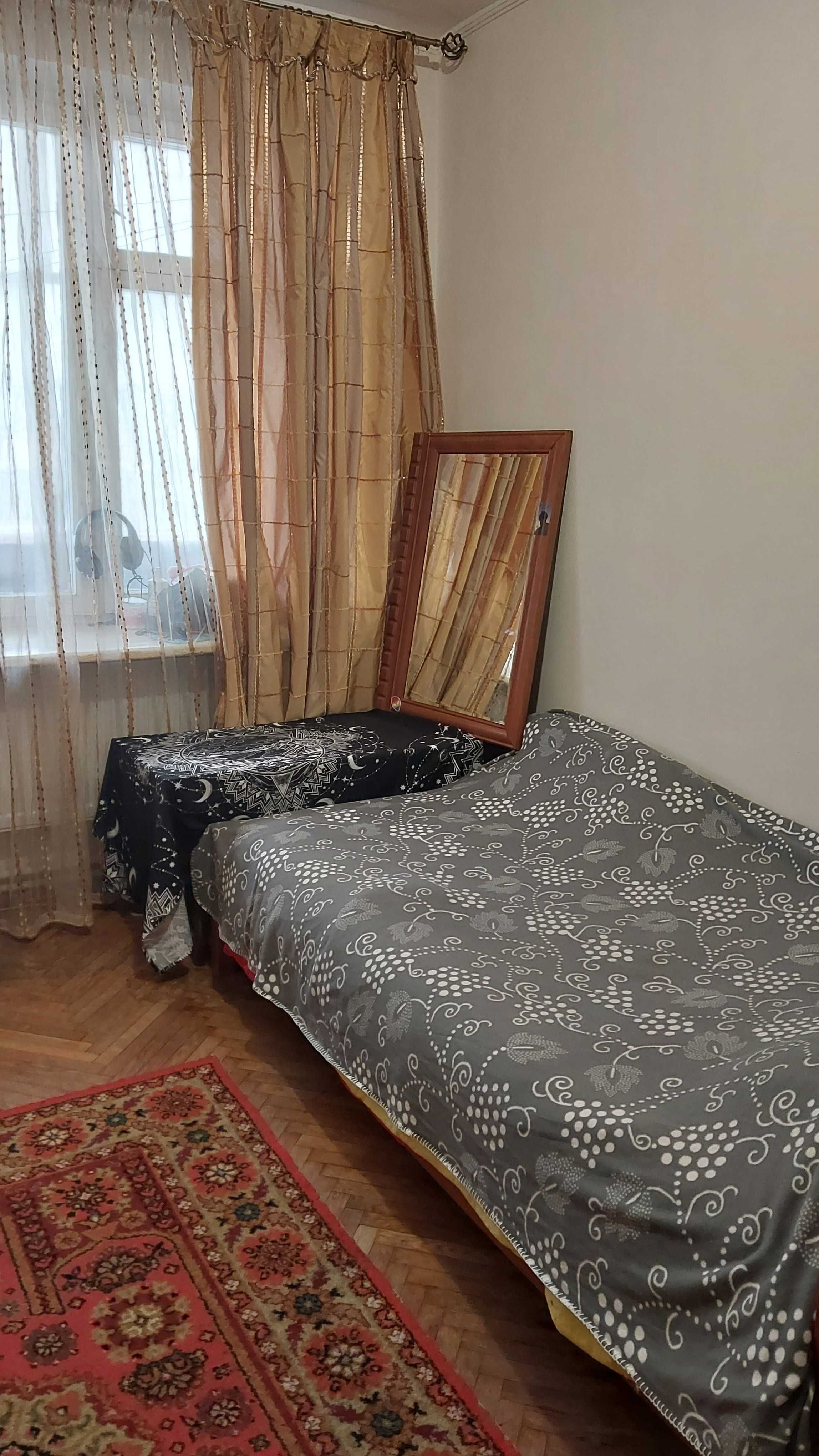 3к.кв., в центрі міста,автономне опалення, 51000$