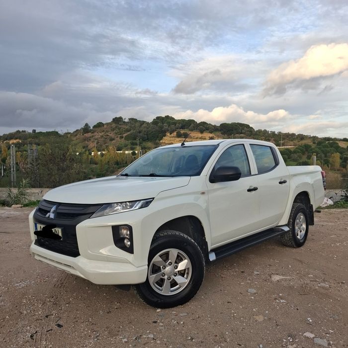 L200 Strakar 4x4 ano 2022
