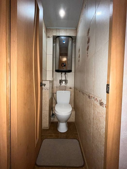 Продаж З кімнатной квартири 5 мрк.Зарічний