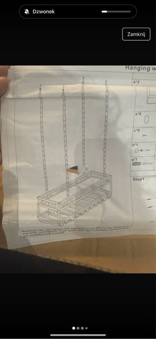 Stojak wieszak na wino z miejscem na kieliszki