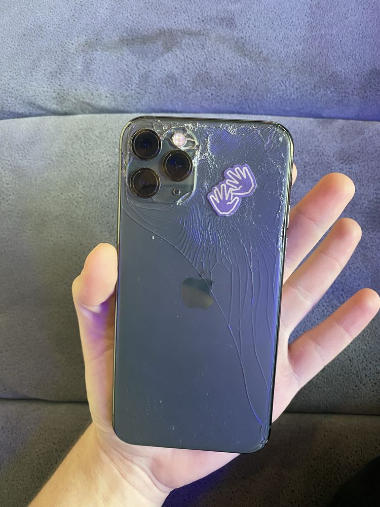 iPhone 11 pro 64 gb neverlock midnight green