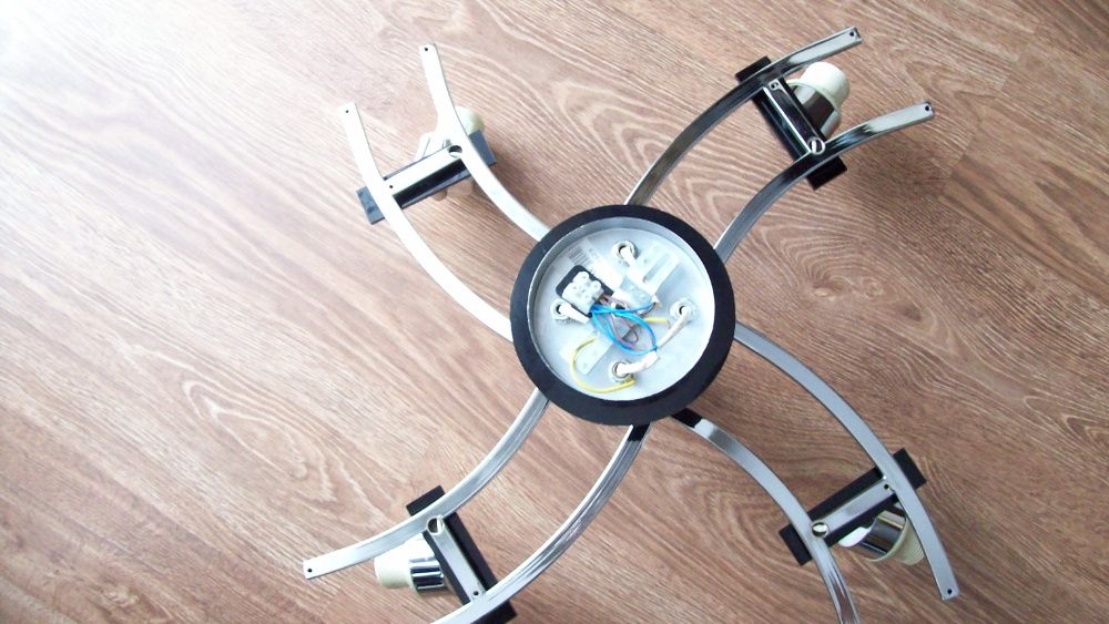 Lampa oświetleniowa podsufitowa LED