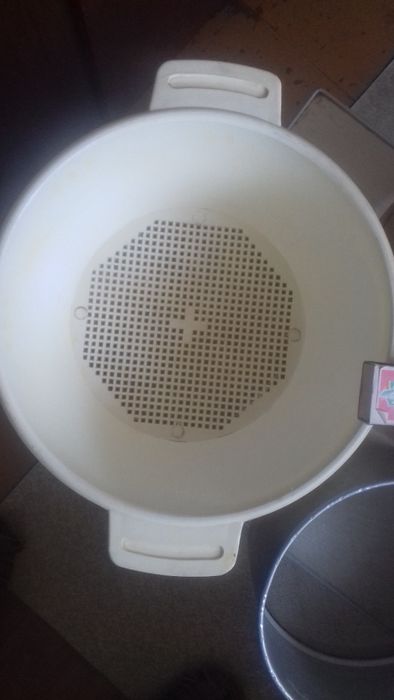 Сито пластиковое и деревянное