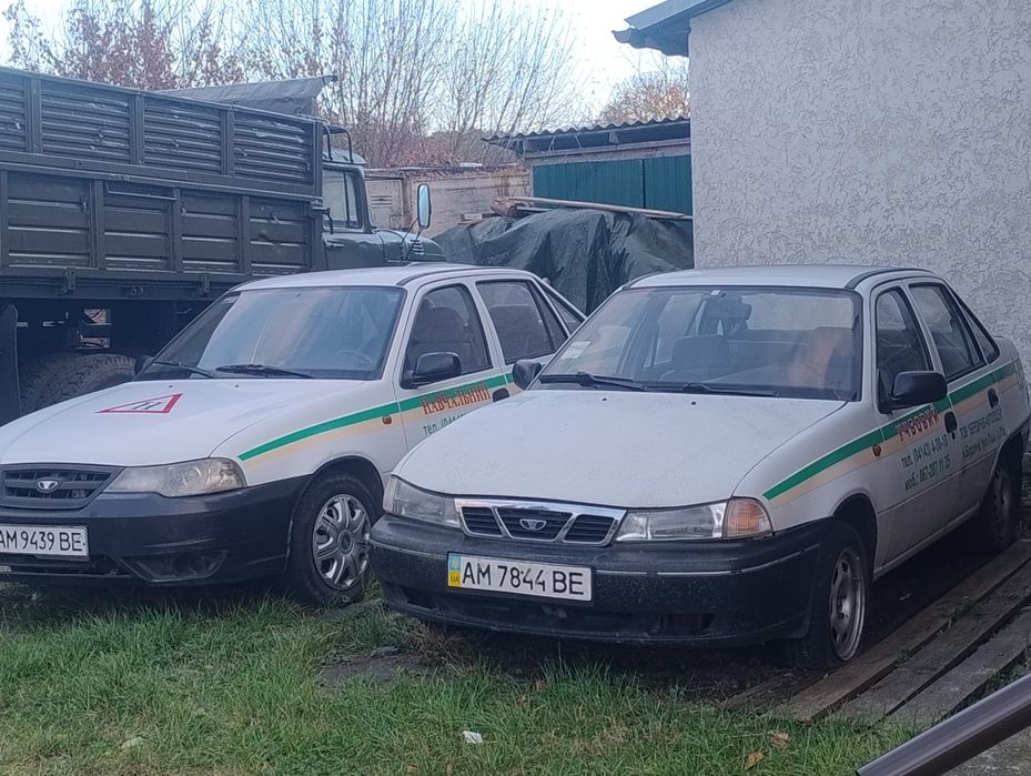 Авто Део Нексія 2011 року