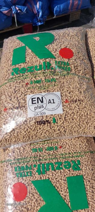 Pelet REZULT paleta 1050kg skład opału pellet