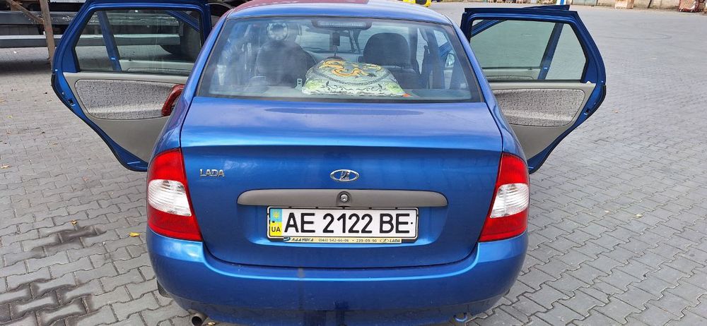 Продав власне авто єдиний власник з салону