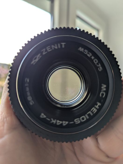 Pentax K10D + Helios 44K-4 f2 58mm  + Pentax-M f3.5 135mm pilot karta