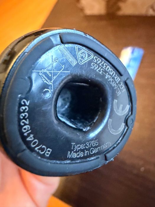 Szczoteczka Oral-B Genius + ładowarka + końcówka