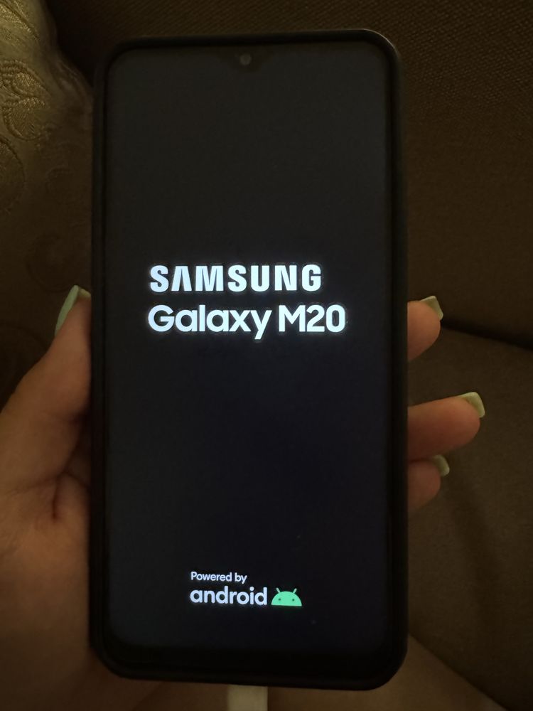 Samsung Galaxy M20