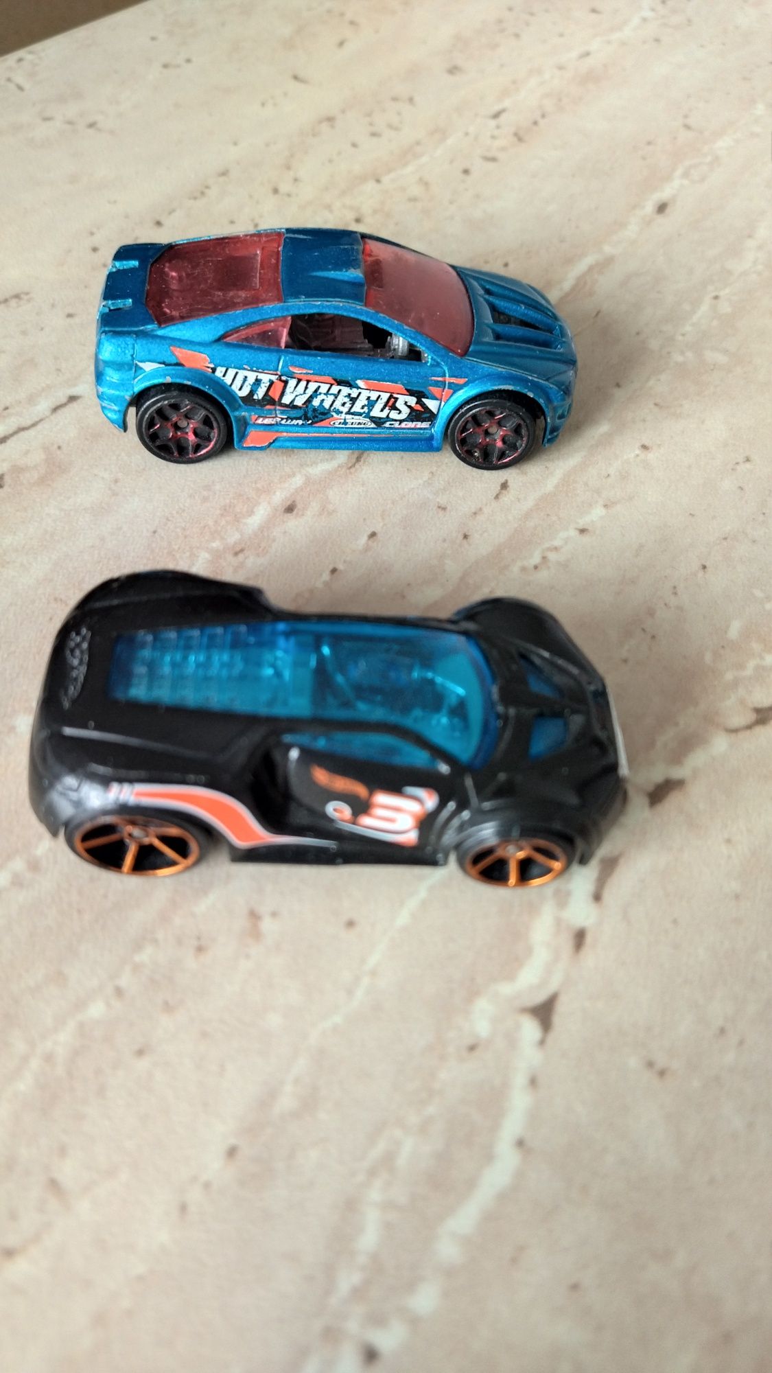 Samochodziki/Auta/Resoraki Hot Wheels 15 szt.